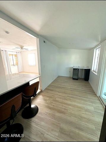416 E ALICE Avenue, Phoenix, AZ 85020
