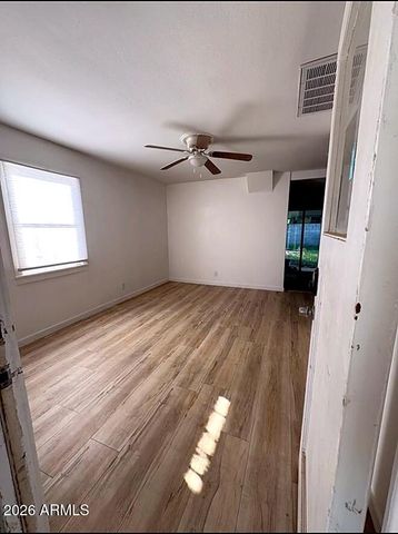 416 E ALICE Avenue, Phoenix, AZ 85020