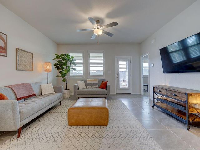 325 Serpens ST, Georgetown, TX 78628