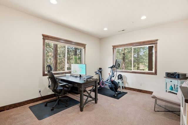 400 N Timberfield Ln, Liberty Lake, WA 99019
