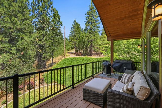 400 N Timberfield Ln, Liberty Lake, WA 99019