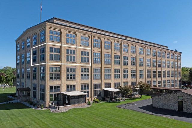 1545 ARBORETUM DRIVE #315, Oshkosh, WI 54901