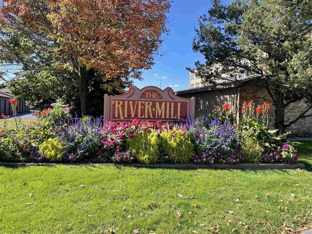 1545 ARBORETUM DRIVE #315, Oshkosh, WI 54901