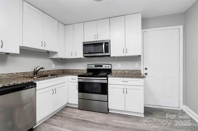 4101 Atmore Street, Charlotte, NC 28205