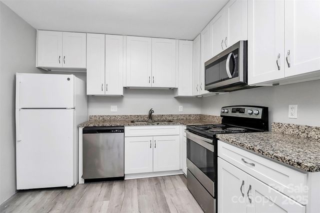 4101 Atmore Street, Charlotte, NC 28205