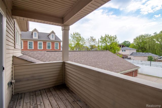 616 Superior Boulevard, Wyandotte, MI 48192