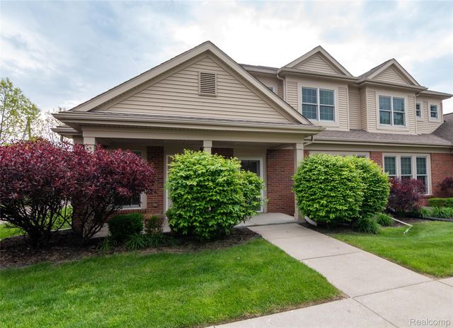 616 Superior Boulevard, Wyandotte, MI 48192