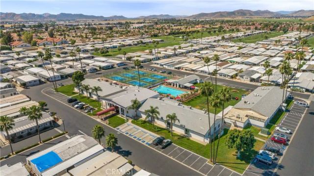 601 N Kirby st 118, Hemet, CA 92544