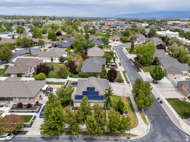 10552 S CREST HAVEN CT, South Jordan, UT 84095