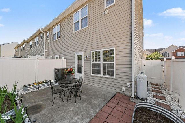 1016 Hadel Place, Knightdale, NC 27545
