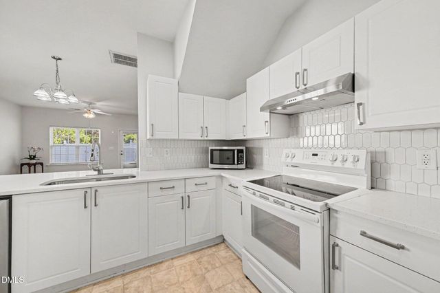1016 Hadel Place, Knightdale, NC 27545