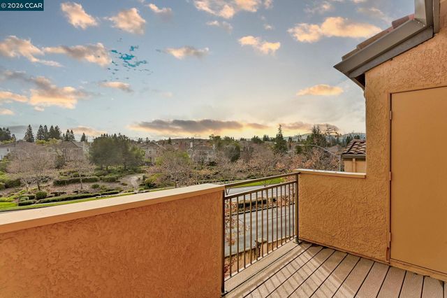 440 Bollinger Canyon Ln. 396, San Ramon, CA 94583