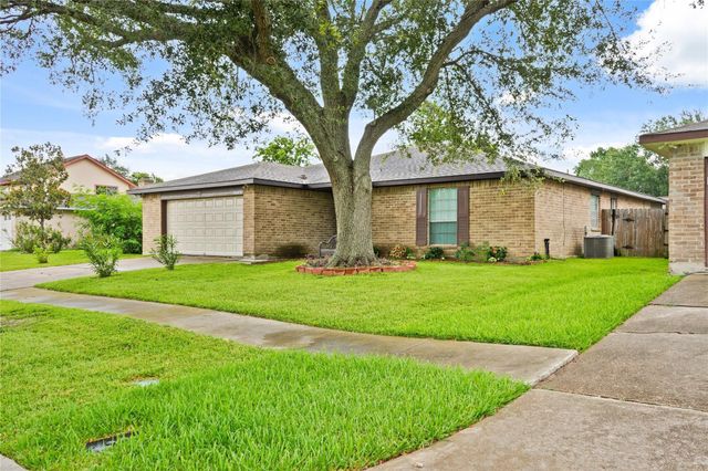 10431 Odessa Drive, Sugar Land, TX 77498