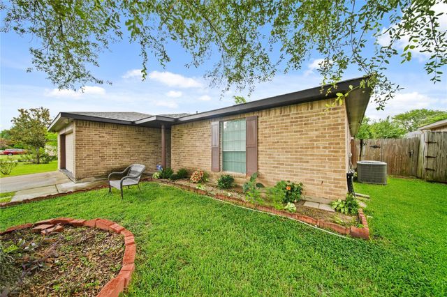 10431 Odessa Drive, Sugar Land, TX 77498