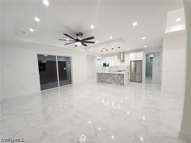 3983 33rd AVE NE, Naples, FL 34120