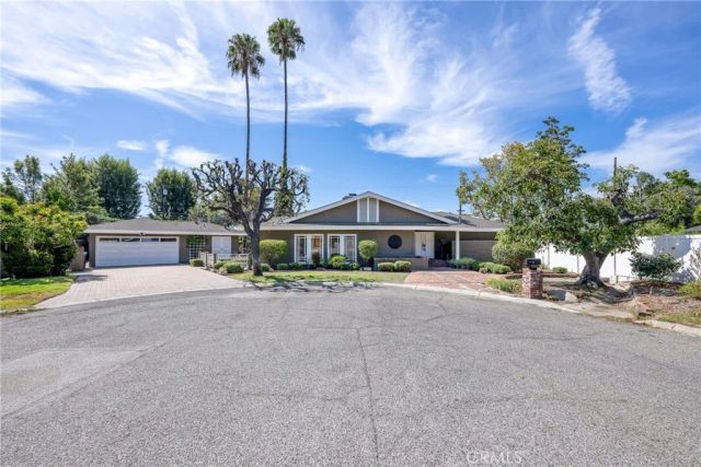 13532 Flint, Santa Ana, CA 92705