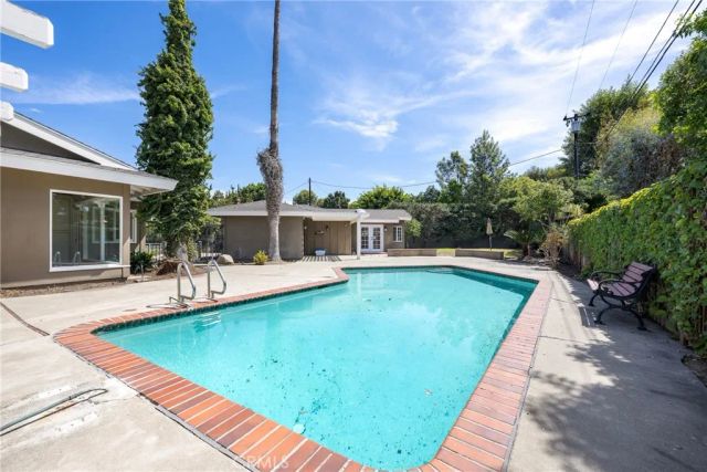 13532 Flint, Santa Ana, CA 92705