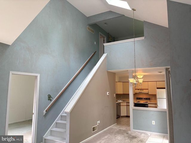 475 BROWN BRIAR CIR, Horsham, PA 19044