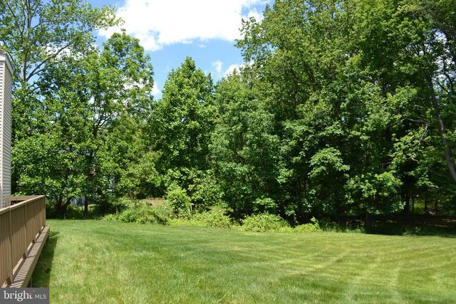 475 BROWN BRIAR CIR, Horsham, PA 19044