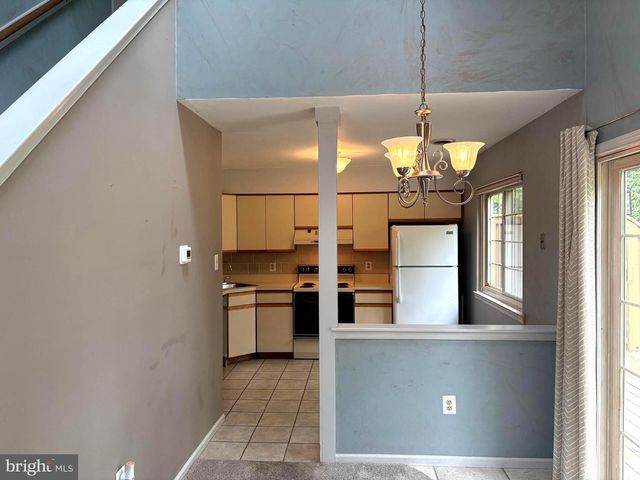 475 BROWN BRIAR CIR, Horsham, PA 19044
