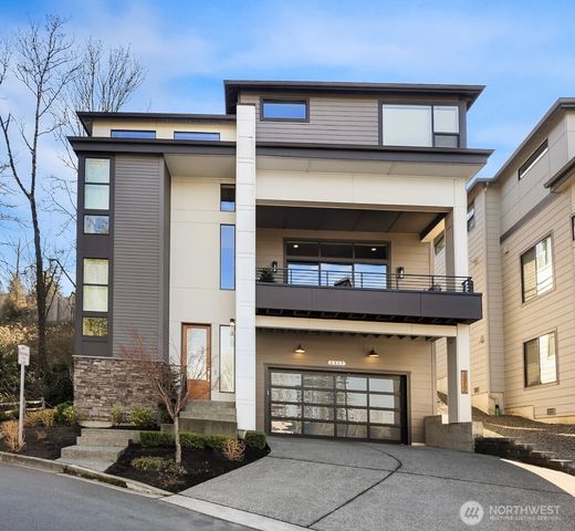 3817 163rd Avenue SE, Bellevue, WA 98008