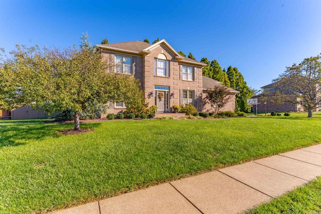 8200 Clearview Drive, Newburgh, IN 47630