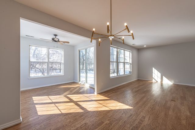 12334 Daphne Drive, Huntley, IL 60142