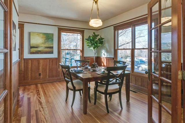 19 Gresham Street, Ashland, OR 97520