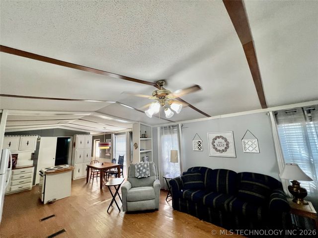 14277 Wildman Road, Kingston, OK 73439