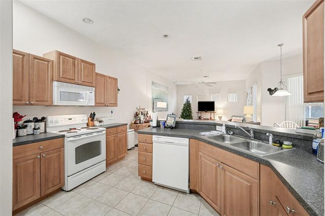 937 TUSCAN HILLS BOULEVARD, Davenport, FL 33897