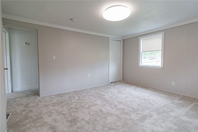 213 Plum St, Plum Boro, PA 15239