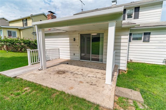 213 Plum St, Plum Boro, PA 15239
