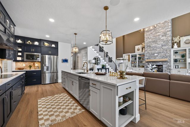 585 E Distributor, Boise, ID 83716