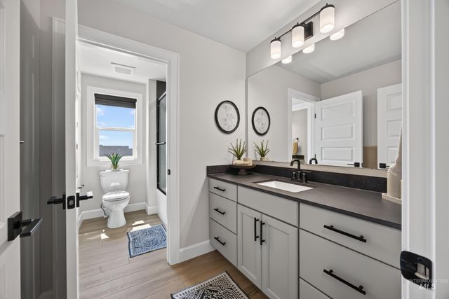 585 E Distributor, Boise, ID 83716