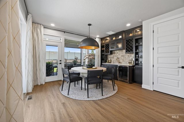 585 E Distributor, Boise, ID 83716