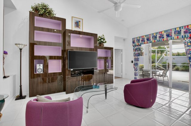 8223 Horseshoe Bay Road, Boynton Beach, FL 33472
