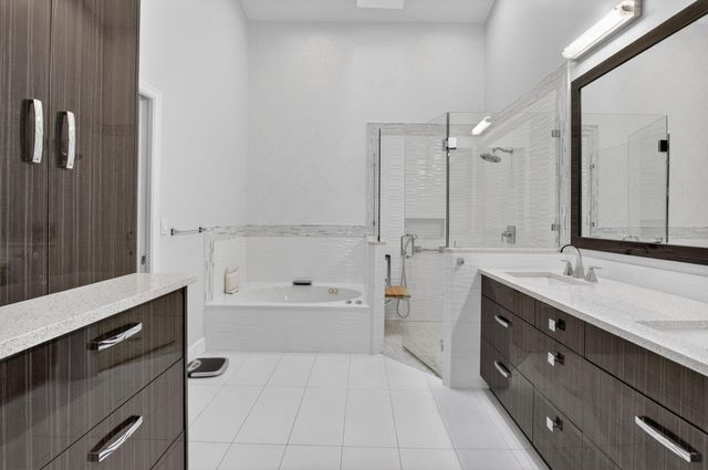 8223 Horseshoe Bay Road, Boynton Beach, FL 33472