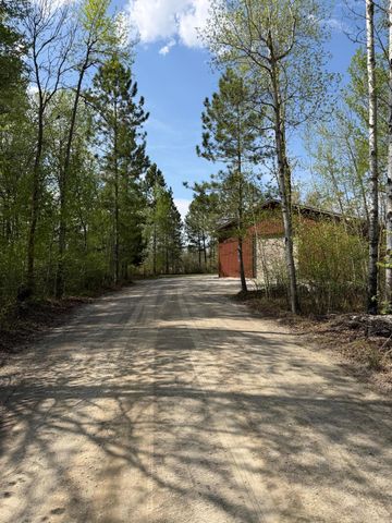 1377 Riverside Drive NW, Baudette, MN 56623