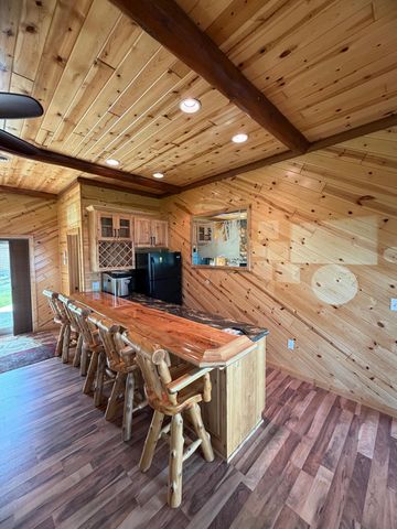 1377 Riverside Drive NW, Baudette, MN 56623
