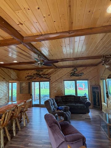 1377 Riverside Drive NW, Baudette, MN 56623