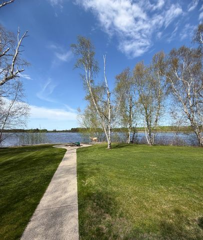1377 Riverside Drive NW, Baudette, MN 56623
