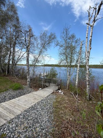 1377 Riverside Drive NW, Baudette, MN 56623