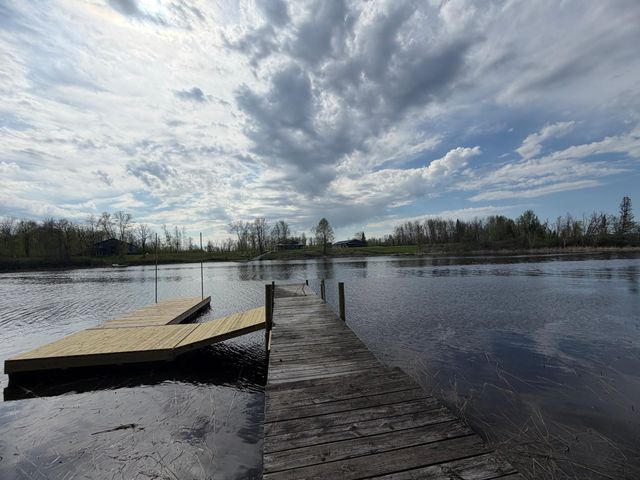 1377 Riverside Drive NW, Baudette, MN 56623