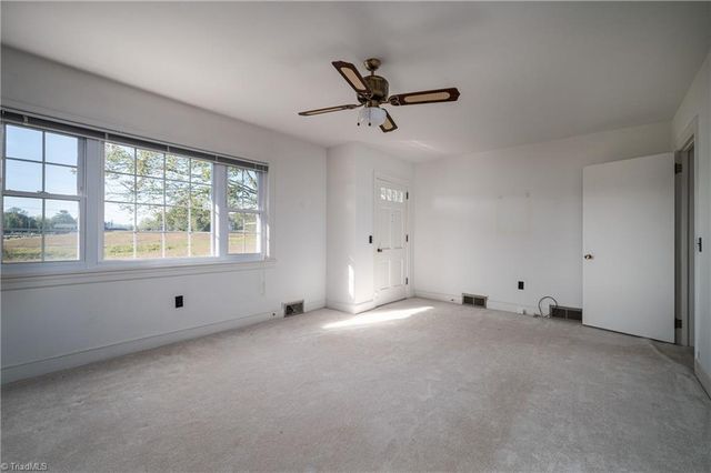 193 Owens Lane, Westfield, NC 27053