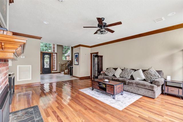 2106 Mountain Lake Drive, Kingwood, TX 77345