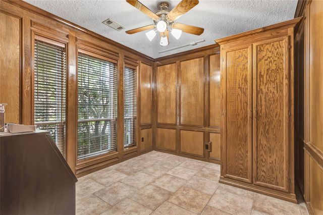 2106 Mountain Lake Drive, Kingwood, TX 77345
