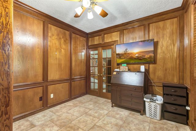 2106 Mountain Lake Drive, Kingwood, TX 77345
