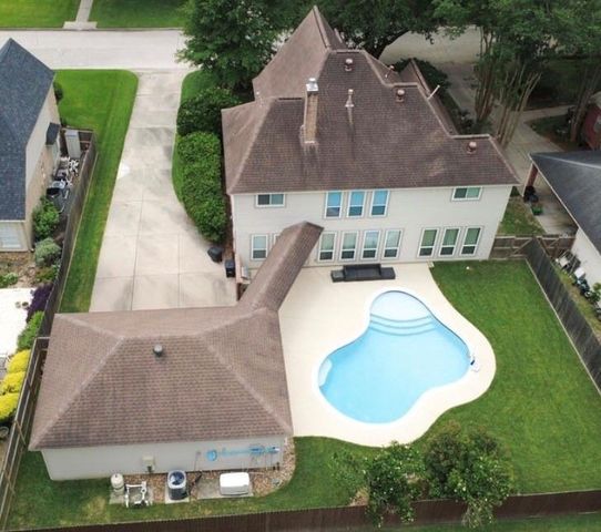 2106 Mountain Lake Drive, Kingwood, TX 77345