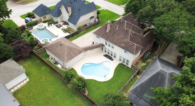 2106 Mountain Lake Drive, Kingwood, TX 77345