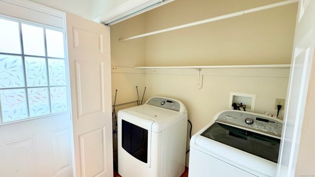 18 Honey Lane, Southington, CT 06489